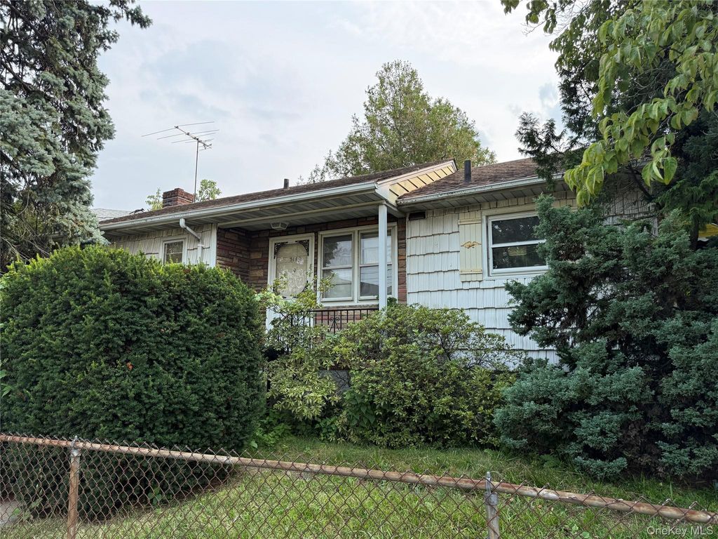 3140 Country Club Road, Bronx, NY 10465 — photo 2