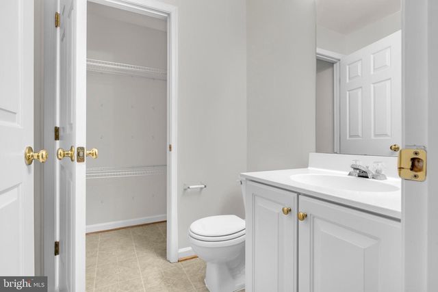 43654 KENAI CT, Chantilly, VA 20152