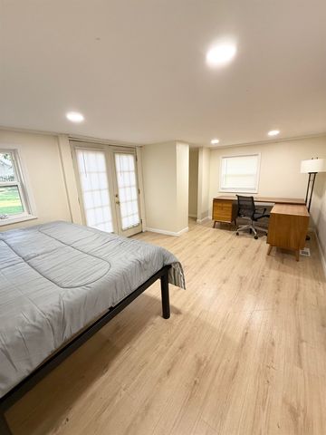 1254 N Lewellen St, Wichita, KS 67203