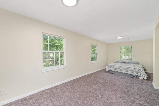 1254 N Lewellen St, Wichita, KS 67203