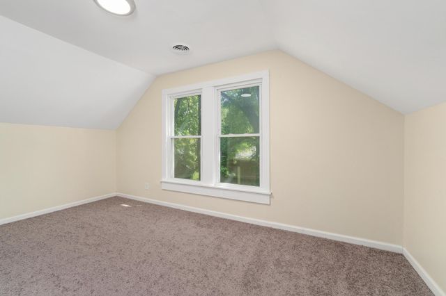 1254 N Lewellen St, Wichita, KS 67203