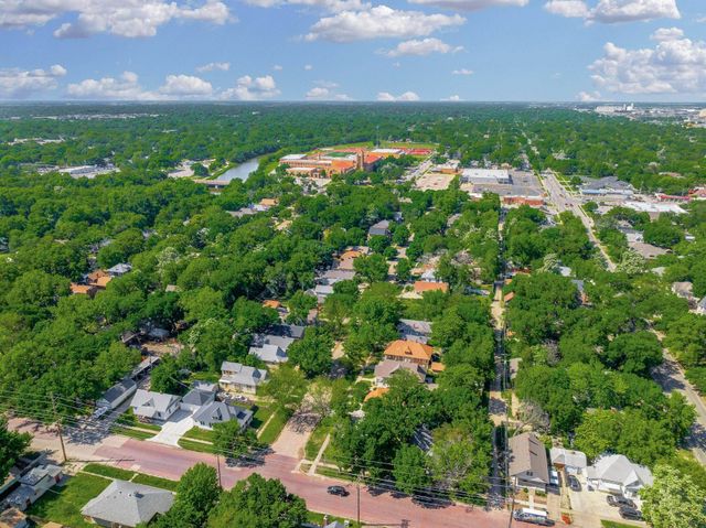 1254 N Lewellen St, Wichita, KS 67203