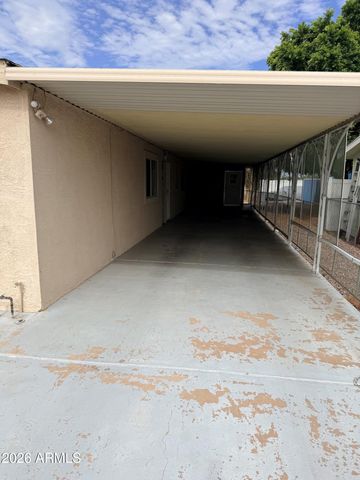 358 S ALVARO Circle, Mesa, AZ 85206