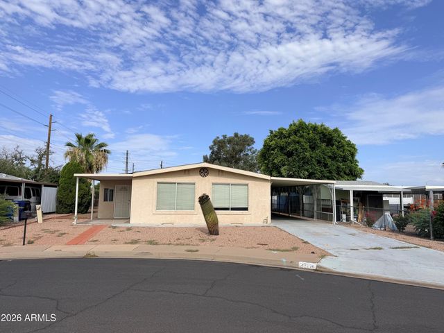 358 S ALVARO Circle, Mesa, AZ 85206