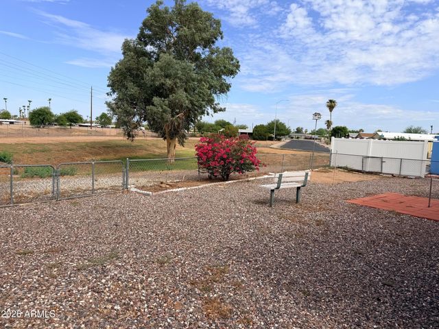 358 S ALVARO Circle, Mesa, AZ 85206