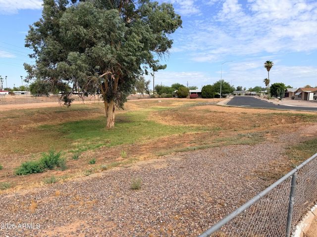 358 S ALVARO Circle, Mesa, AZ 85206