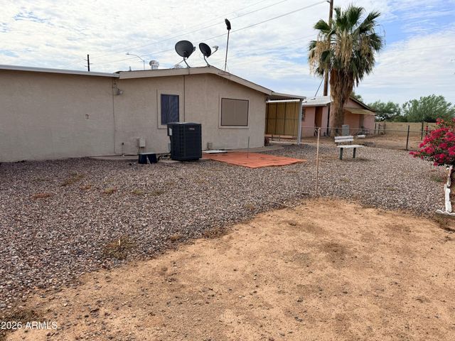 358 S ALVARO Circle, Mesa, AZ 85206