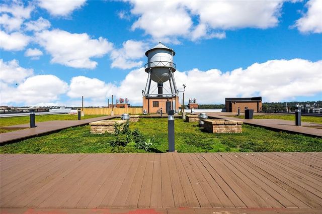 900 2nd Street SE 204, Cedar Rapids, IA 52401