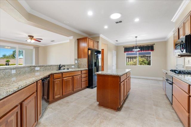 2360 Rubicon Ln, Lincoln, CA 95648