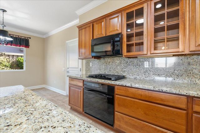 2360 Rubicon Ln, Lincoln, CA 95648