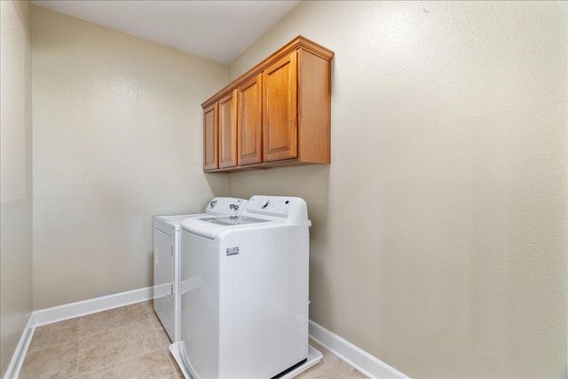 2360 Rubicon Ln, Lincoln, CA 95648