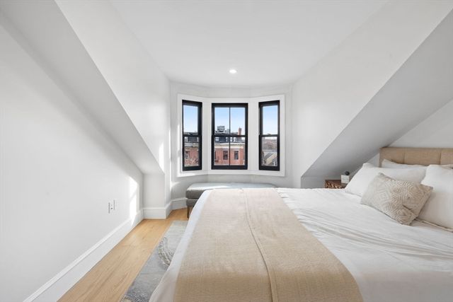 667 Tremont PH, Boston, MA 02118
