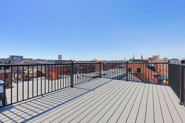 667 Tremont PH, Boston, MA 02118