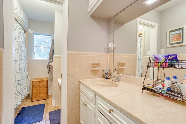 6909 Chickering Road, Fort Worth, TX 76116