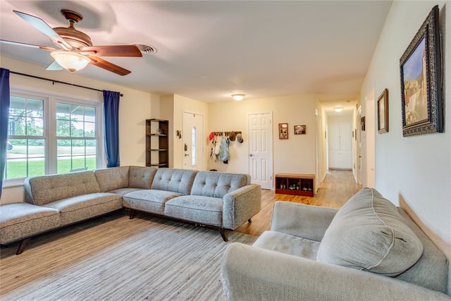 6909 Chickering Road, Fort Worth, TX 76116