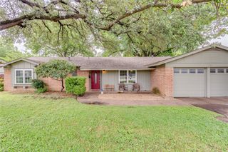 6909 Chickering Road, Fort Worth, TX 76116