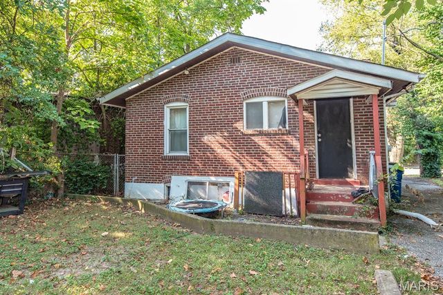 6303 Dardanella Avenue, Pine Lawn, MO 63121