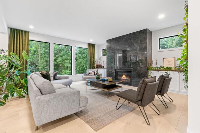 4420 Brookside Avenue, Edina, MN 55436