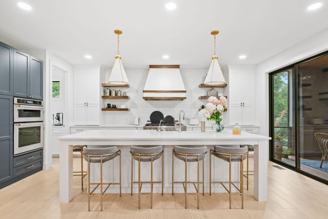 4420 Brookside Avenue, Edina, MN 55436