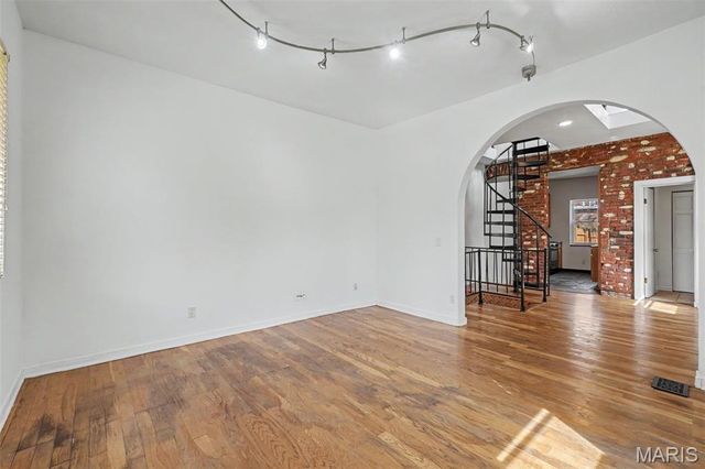 923 Withnell Avenue, St Louis, MO 63118