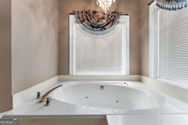 15 Saddlebrook Drive SE, Rome, GA 30161