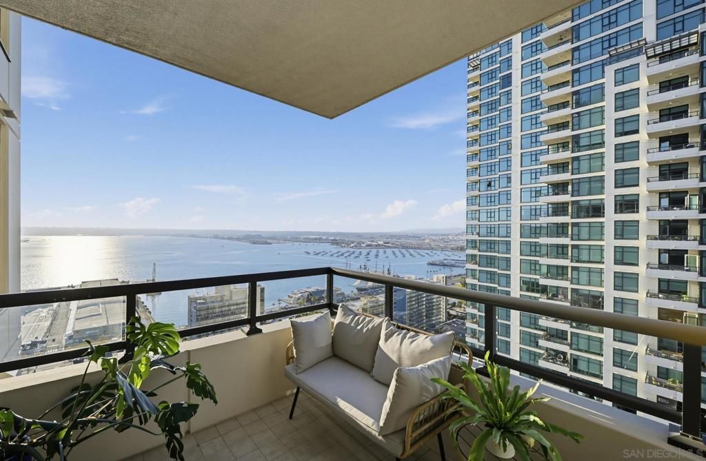 1199 Pacific Highway 2802, San Diego, CA 92101 — exterior