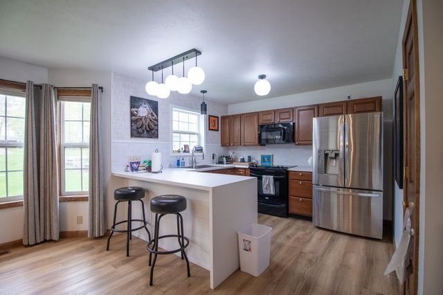 110 W NORMAL Street, Edinboro, PA 16412
