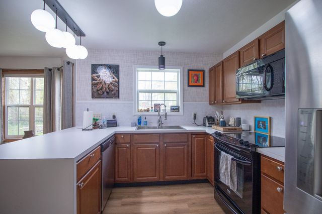 110 W NORMAL Street, Edinboro, PA 16412