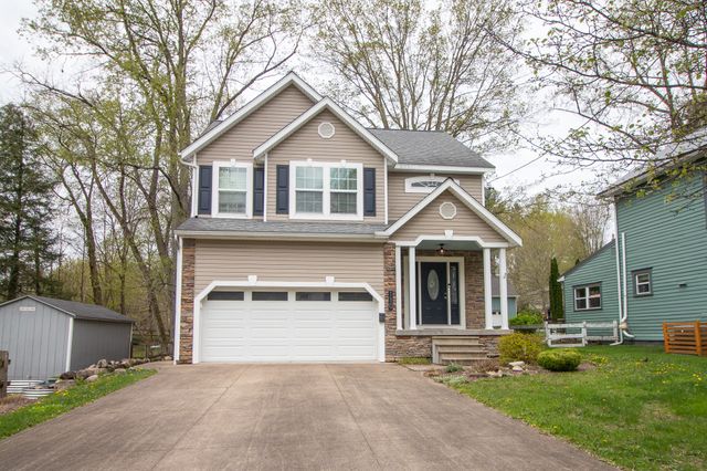110 W NORMAL Street, Edinboro, PA 16412
