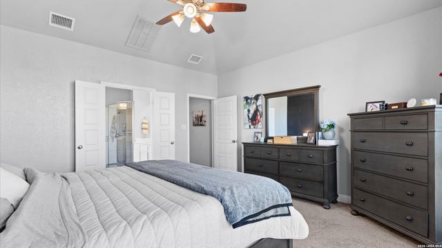 6501 Crockett Cv, Schertz, TX 78108