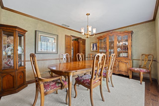 1502 Surry Place Drive, Cleburne, TX 76033