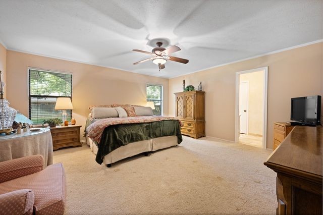 1502 Surry Place Drive, Cleburne, TX 76033