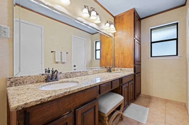1502 Surry Place Drive, Cleburne, TX 76033