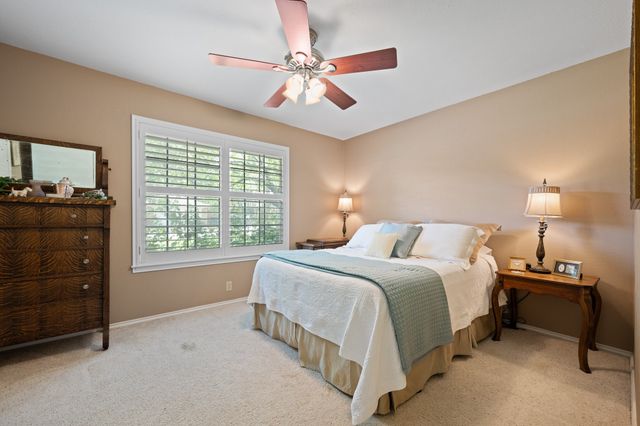 1502 Surry Place Drive, Cleburne, TX 76033