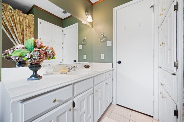 1502 Surry Place Drive, Cleburne, TX 76033