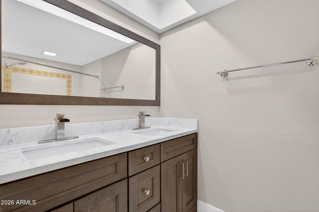 7557 N DREAMY DRAW Drive 264, Phoenix, AZ 85020