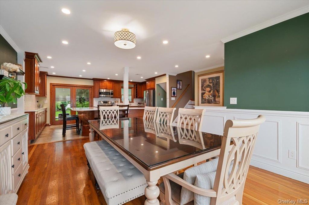 84 Cedar Drive, Farmingdale, NY 11735 — photo 5