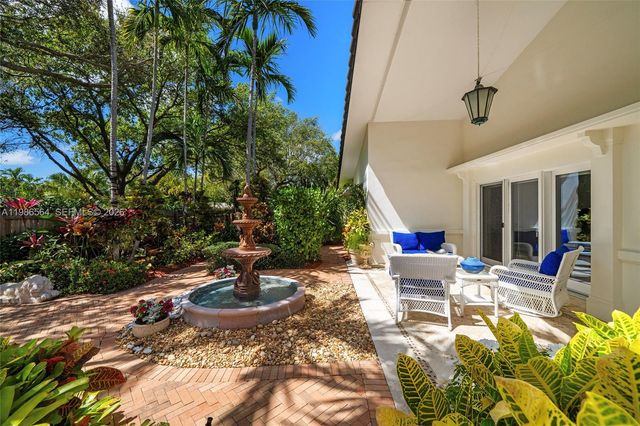 269 Cranwood Drive, Key Biscayne, FL 33149