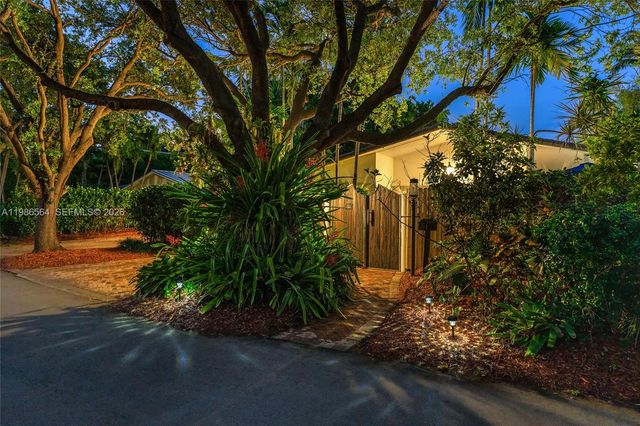 269 Cranwood Drive, Key Biscayne, FL 33149