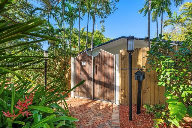 269 Cranwood Drive, Key Biscayne, FL 33149