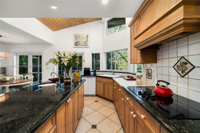 269 Cranwood Drive, Key Biscayne, FL 33149