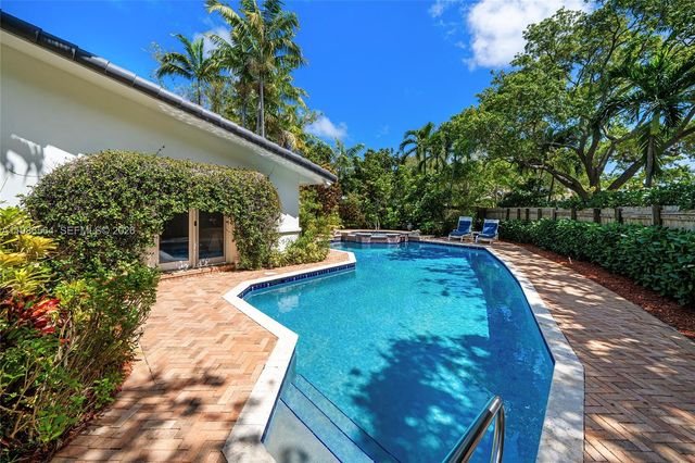 269 Cranwood Drive, Key Biscayne, FL 33149