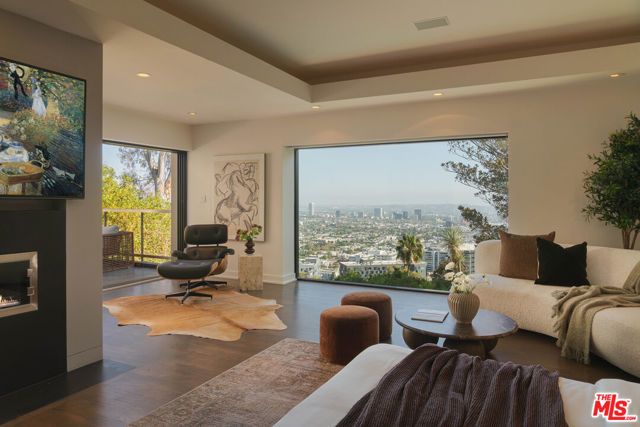 8540 Hedges Way, Los Angeles, CA 90069
