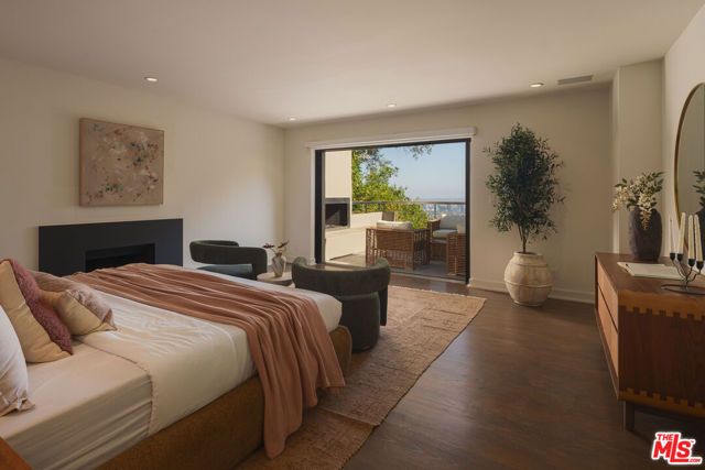 8540 Hedges Way, Los Angeles, CA 90069