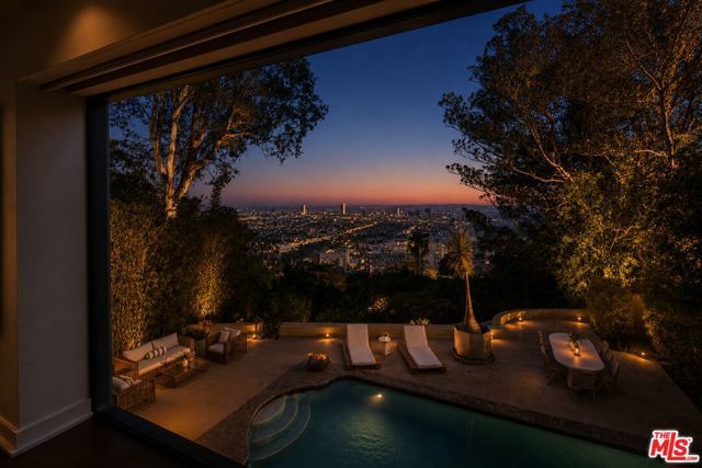 8540 Hedges Way, Los Angeles, CA 90069