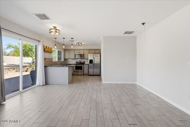 3838 S ROOSEVELT Street, Tempe, AZ 85282