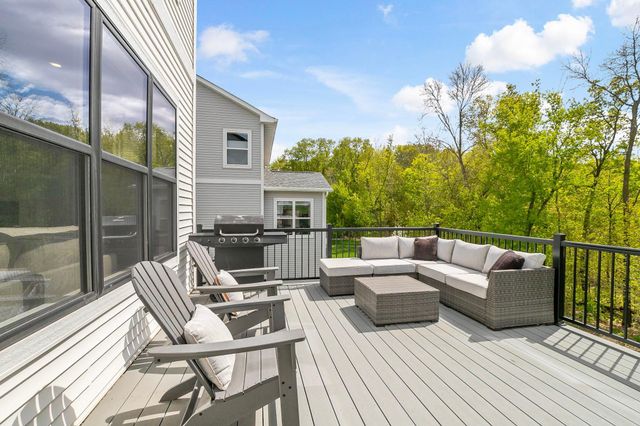 107 Maple Terrace, Waconia, MN 55387