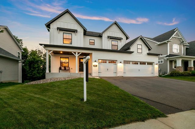 107 Maple Terrace, Waconia, MN 55387