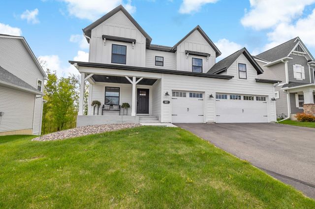 107 Maple Terrace, Waconia, MN 55387