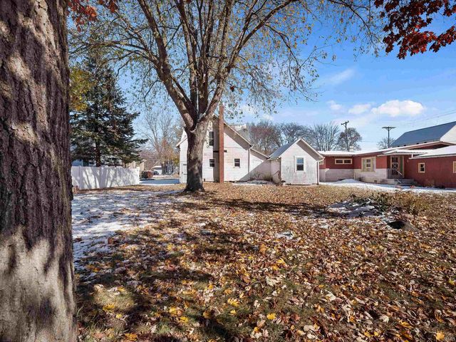 1914 Guilford Street, Huntington, IN 46750